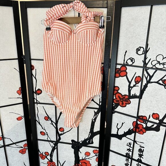 J Crew Seersucker One-piece Swimsuit Underwire Stripe Size 2 Coral White - Picture 2 of 5